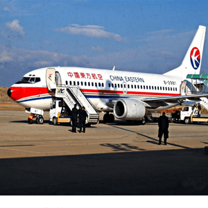 两江航空物流航空快运业稳步发展的原因是什么？